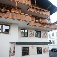 6H1F7647