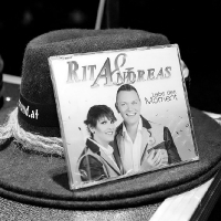 6H0W7637