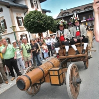 12.8.-443