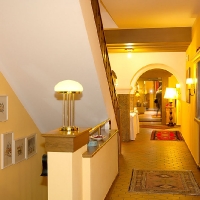 6H1F3175