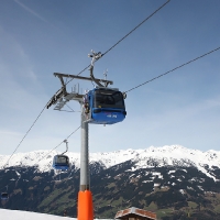 6H1F8879
