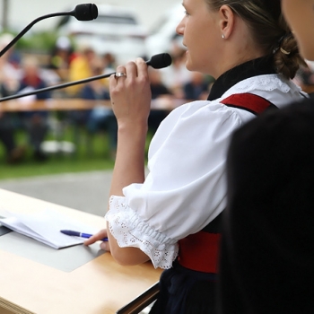 9S2Z1696