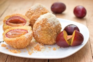 Zwetschkenknödel Zwetschkenknödel.jpg