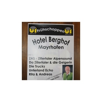 09. Hotel Berghof - Mayrhofen - Orig. Zillertaler live